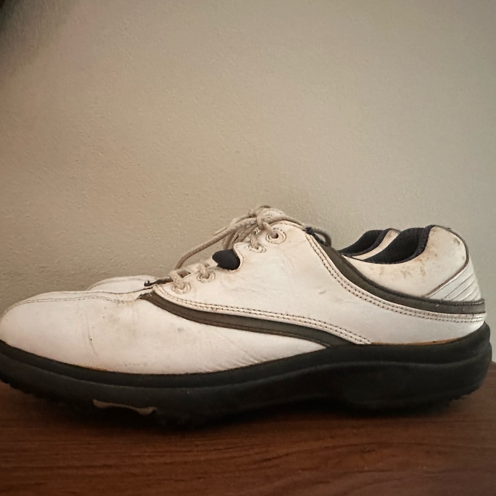 Women White and Dark Navy Golf Shoes
